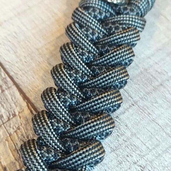 Handmade Monkey King Paracord Keyholder Carabiner Clip & Keyring Brown Black - Picture 4 of 6